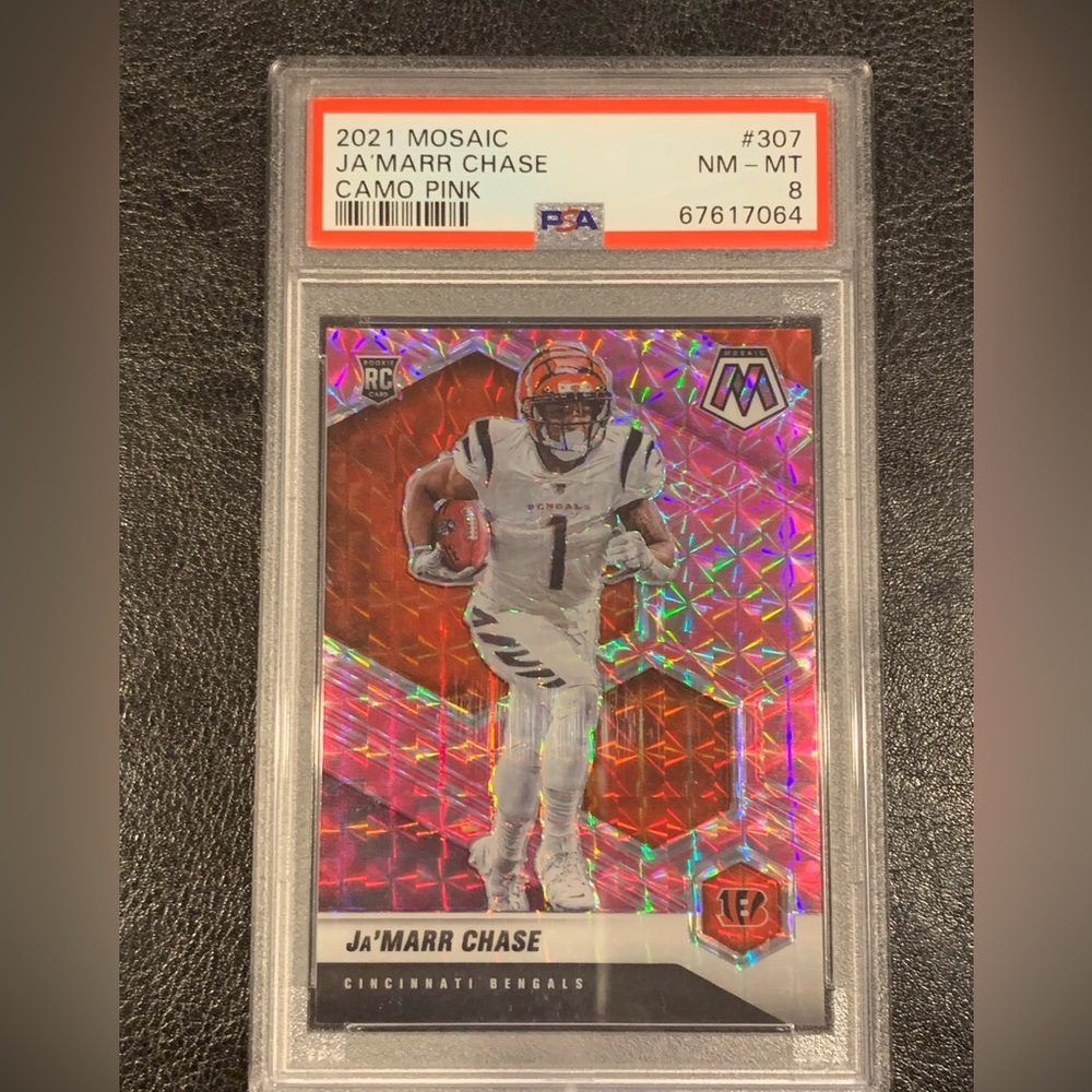 2021 Mosaic Ja’Marr Chase Camo Pink PSA 8 RC Bengals #307